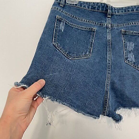 PRETTYLITTLETHING Dark Blue Wash Distressed Denim Mom Shorts Ripped High Waisted - Picture 14 of 15